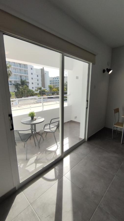 Nissi Avenue Studio Айя Напа Екстериор снимка